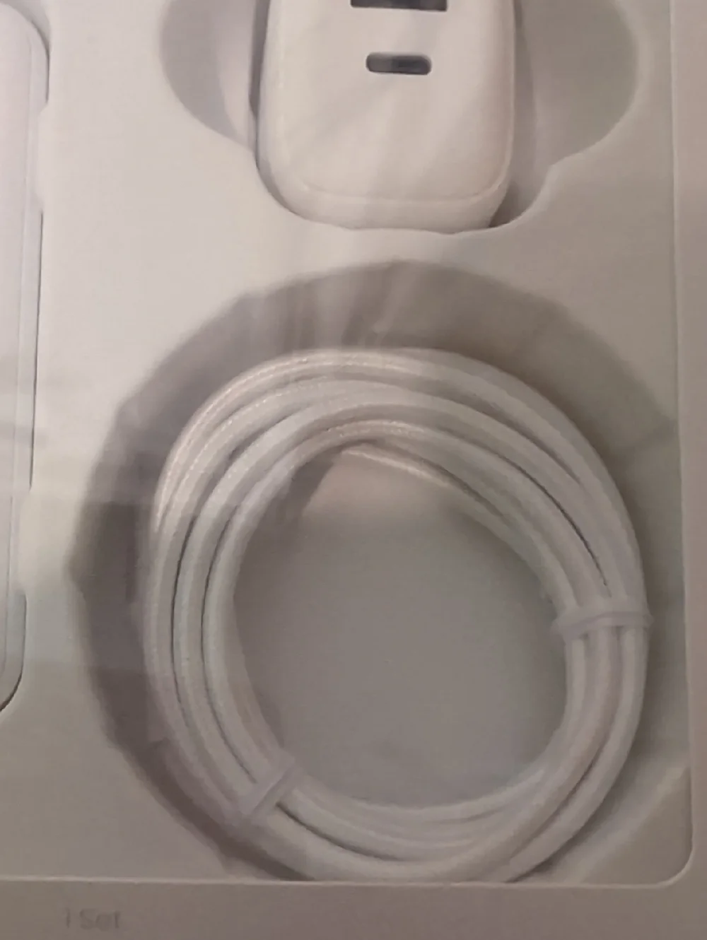 Caug Inc USB-C to USB-C Charging Giftset in White